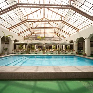 *** Hotel Ramada Équateur